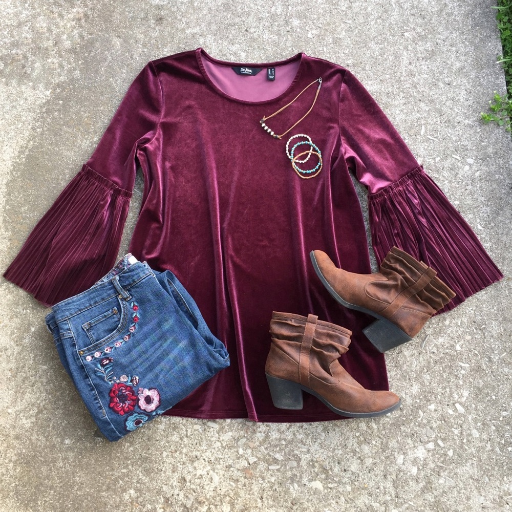 Velvet Bell Sleeve Burgundy Top!